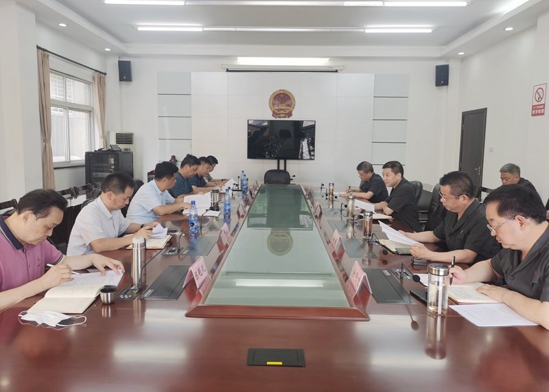 召开座谈会_副本.jpg