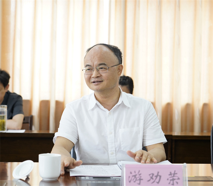 游院长4_副本.jpg